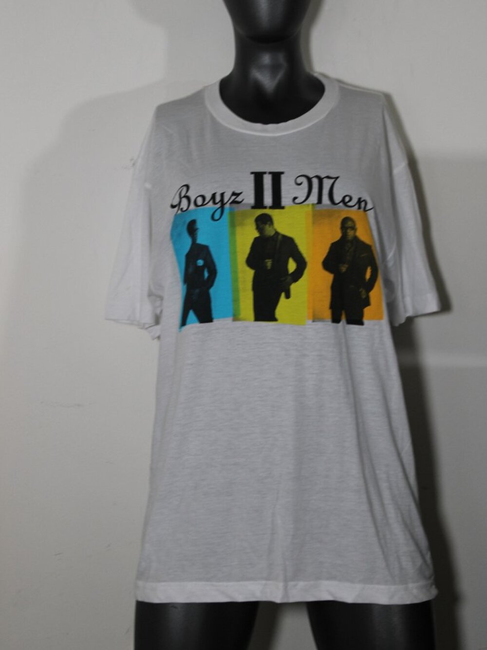 Boyz II Men Retro 90s Style Graphic Concert T-Shirt White